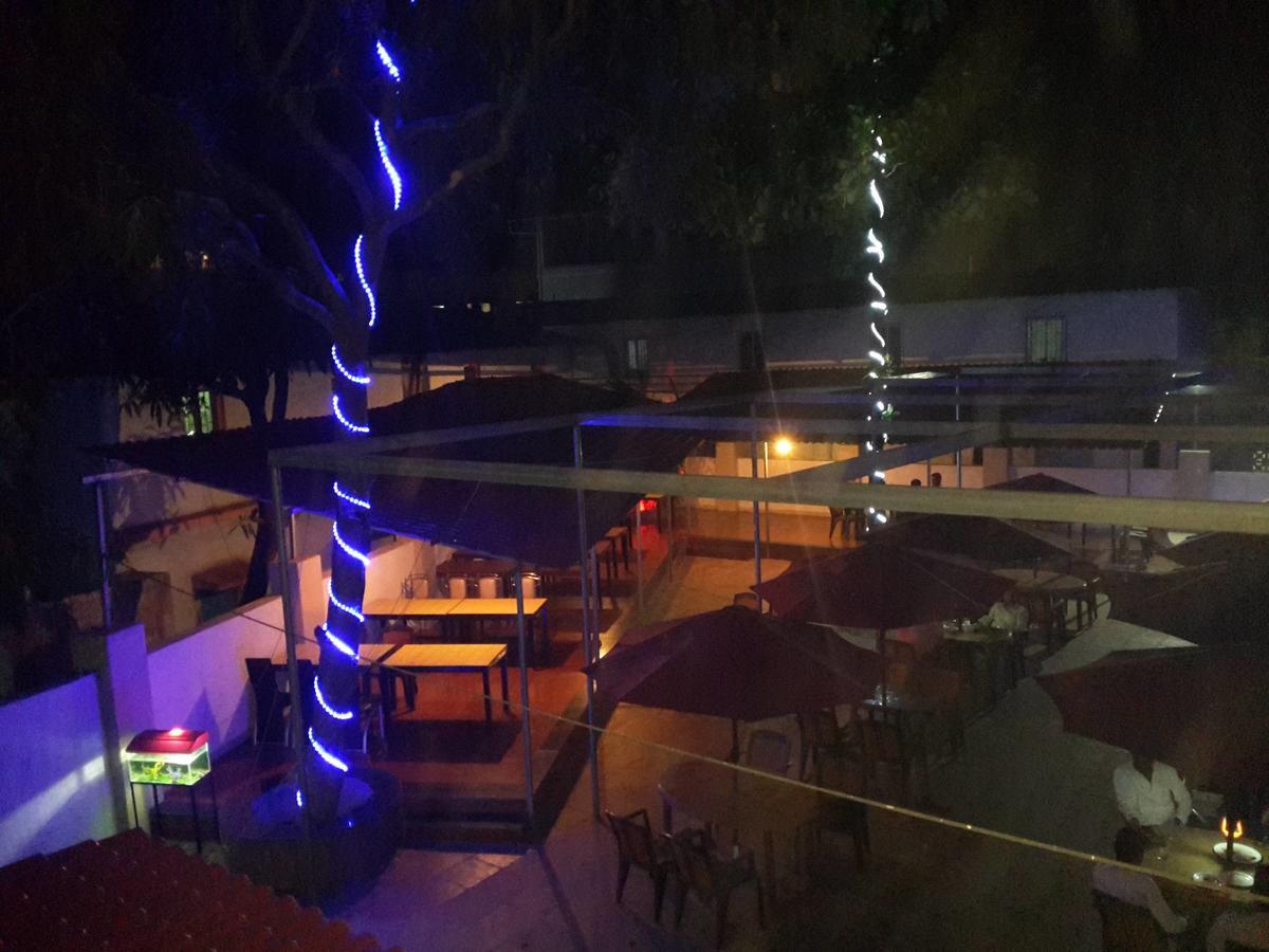 Hotel Veer Residency Panvel Bagian luar foto