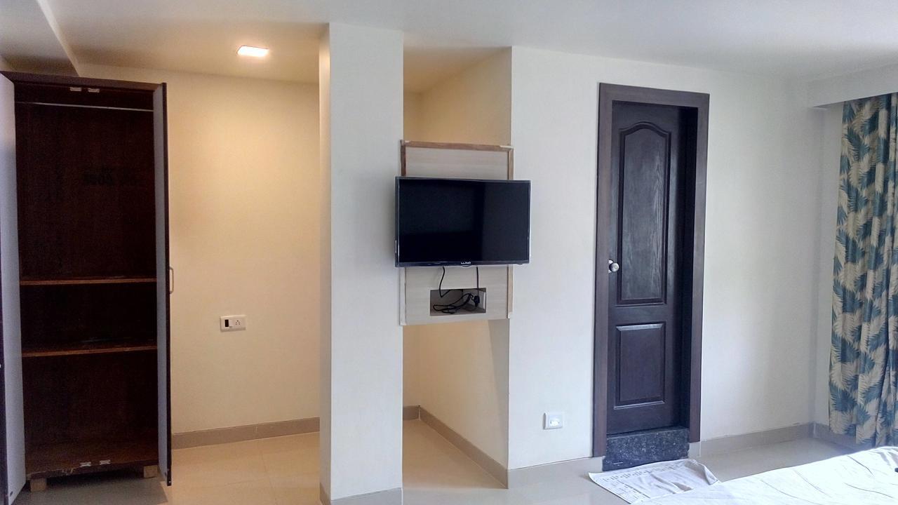 Hotel Veer Residency Panvel Bagian luar foto